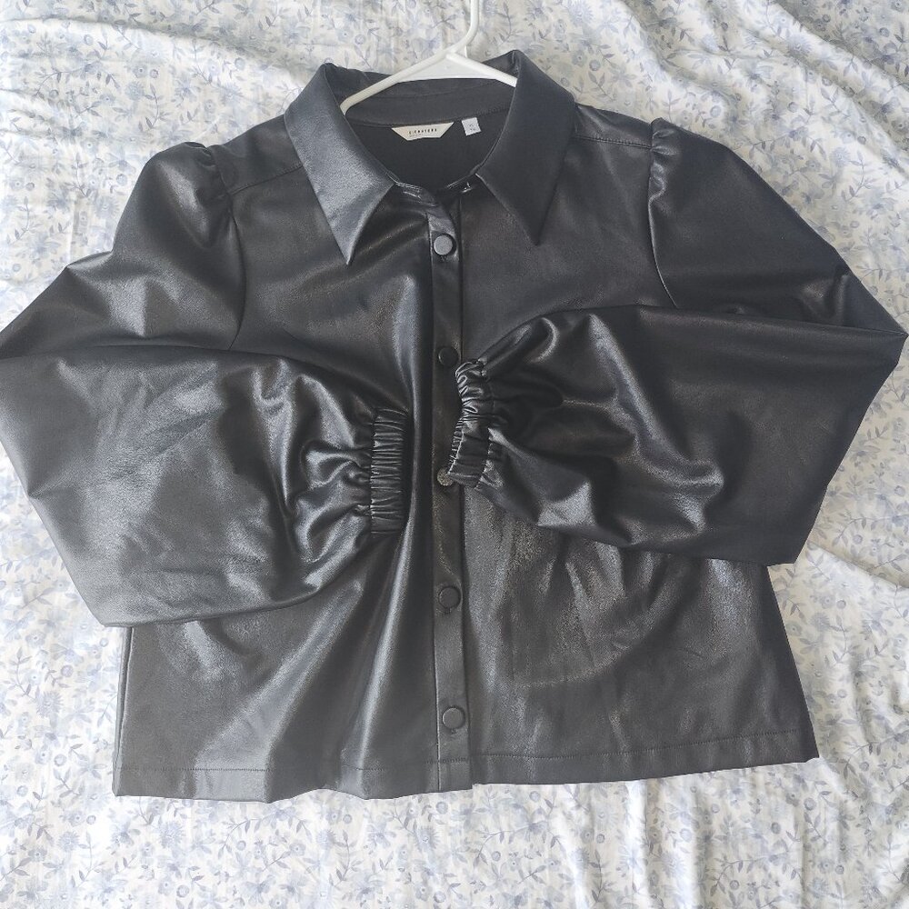 Women's short Faux leather blouse